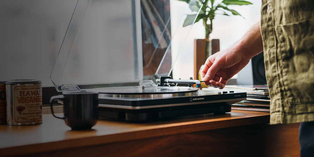 Audio-Technica AT-LP70X Turntable