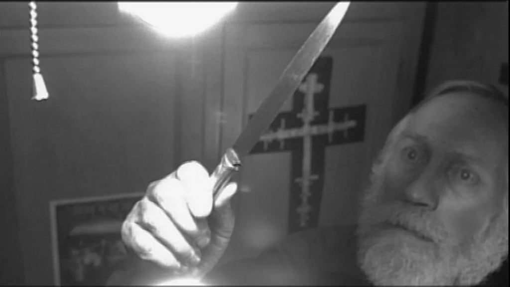 Graveyard Alive : A Zombie Nurse In Love (ETRM012)