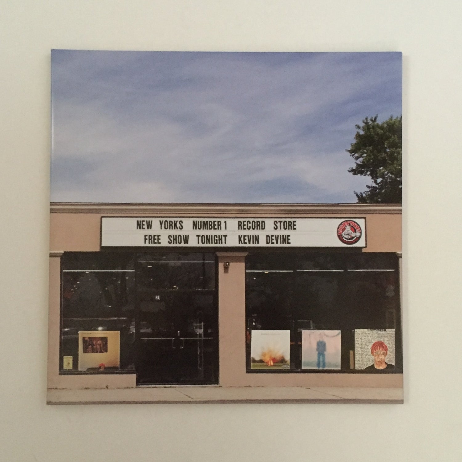 KEVIN DEVINE- LIVE AT LOONEY TUNES (ETR048)
