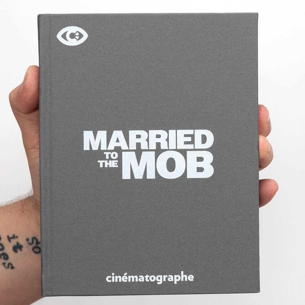 Married to the Mob 4K Ultra HD & Blu-ray (Staff Pick)
