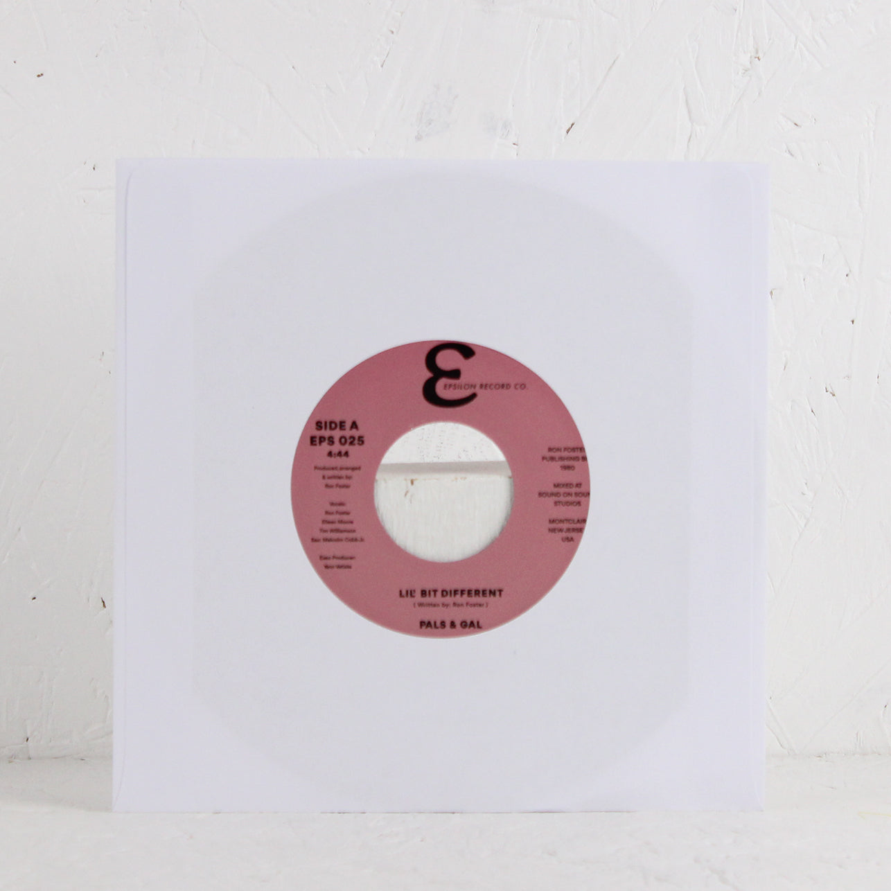 Lil' bit different – Vinyl 7"