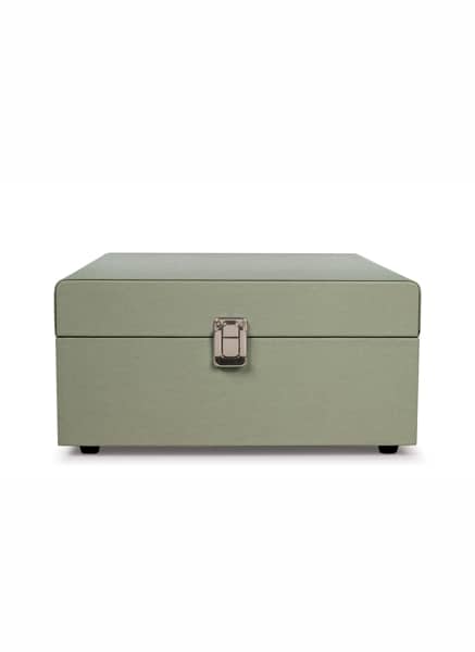 Voyager Portable Turntable