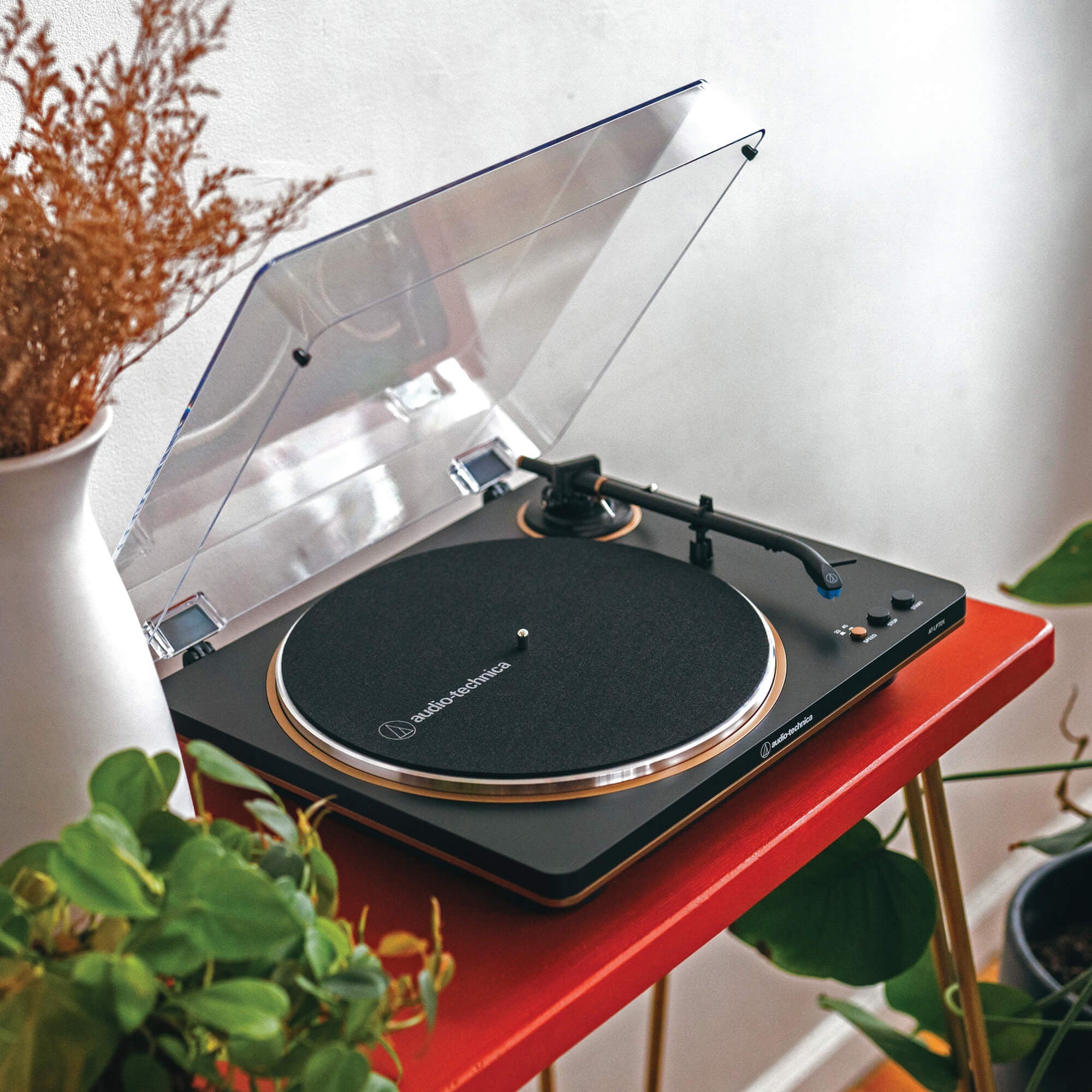 Audio-Technica AT-LP70X Turntable
